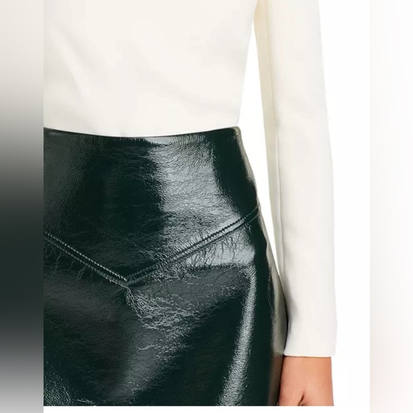 Self - portrait Crepe Diamanté Top size US 4 or US 6 available - Picture 5 of 7